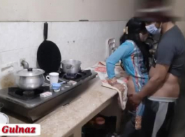 جنس المطبخ الهندي مع الأخت الزوجة الساخنة، حوارات هندية وصوت واضح، فيديو إباحي محلي الصنع ومثير لعشاق الشباب والجنس الشديد