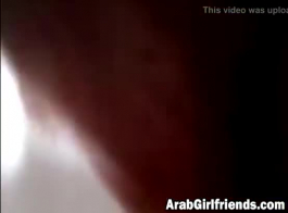 جميلة عربية تستمتع بممارسة الجنس العنيف مع حبيبها